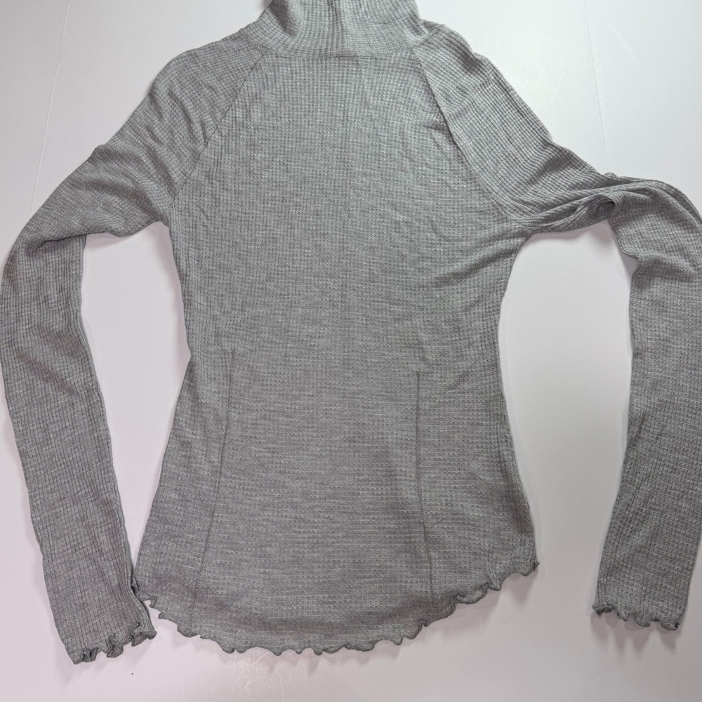 NWOT Intimately Free People Gray Thermal mock turtleneck make it easy size m